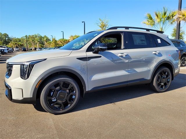 2026 Kia Sorento X-Line SX Prestige photo 3