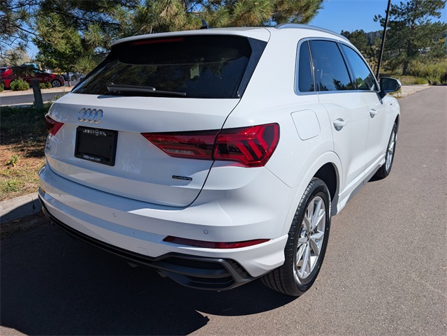 2022 Audi Q3 Premium S line photo 2