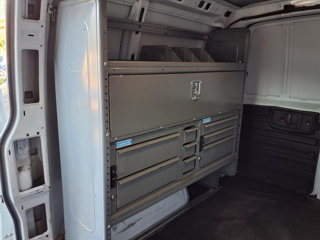 2019 Chevrolet Express Cargo Van photo 5