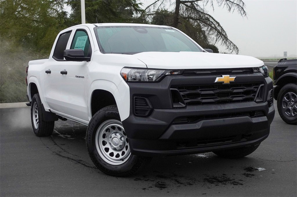 2026 Chevrolet Colorado Work Truck's photo