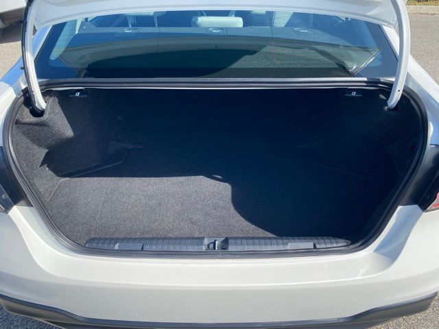 2023 Subaru Legacy Premium photo 5