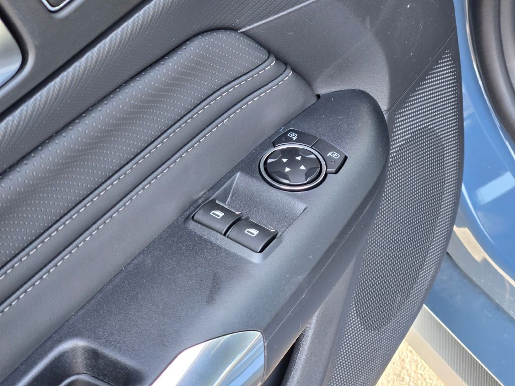 2025 Ford Mustang GT Premium photo 13