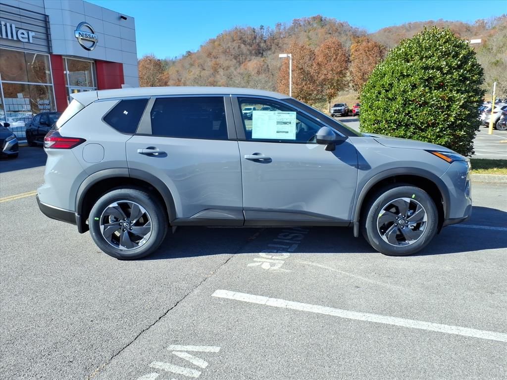 2026 Nissan Rogue SV photo 2