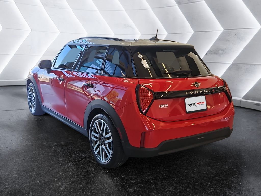 2025 Mini Cooper 4 Door Hardtop Signature photo 6