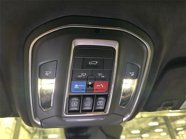 2025 Jeep Grand Cherokee Summit Reserve photo 15