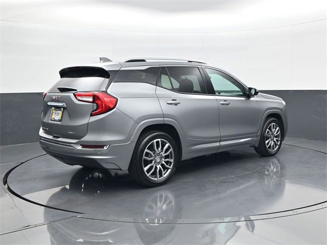 2024 Gmc Terrain Denali photo 3