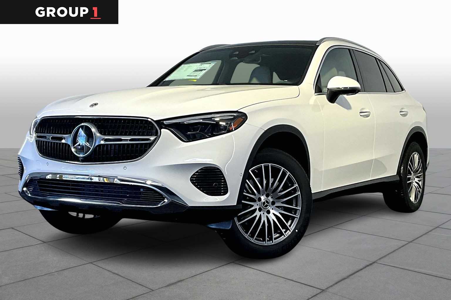 2026 Mercedes-Benz GLC Base's photo