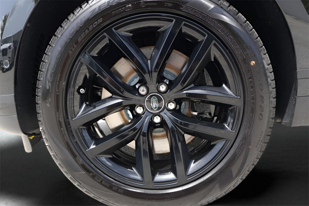 2026 Land Rover Range Rover Velar S photo 9