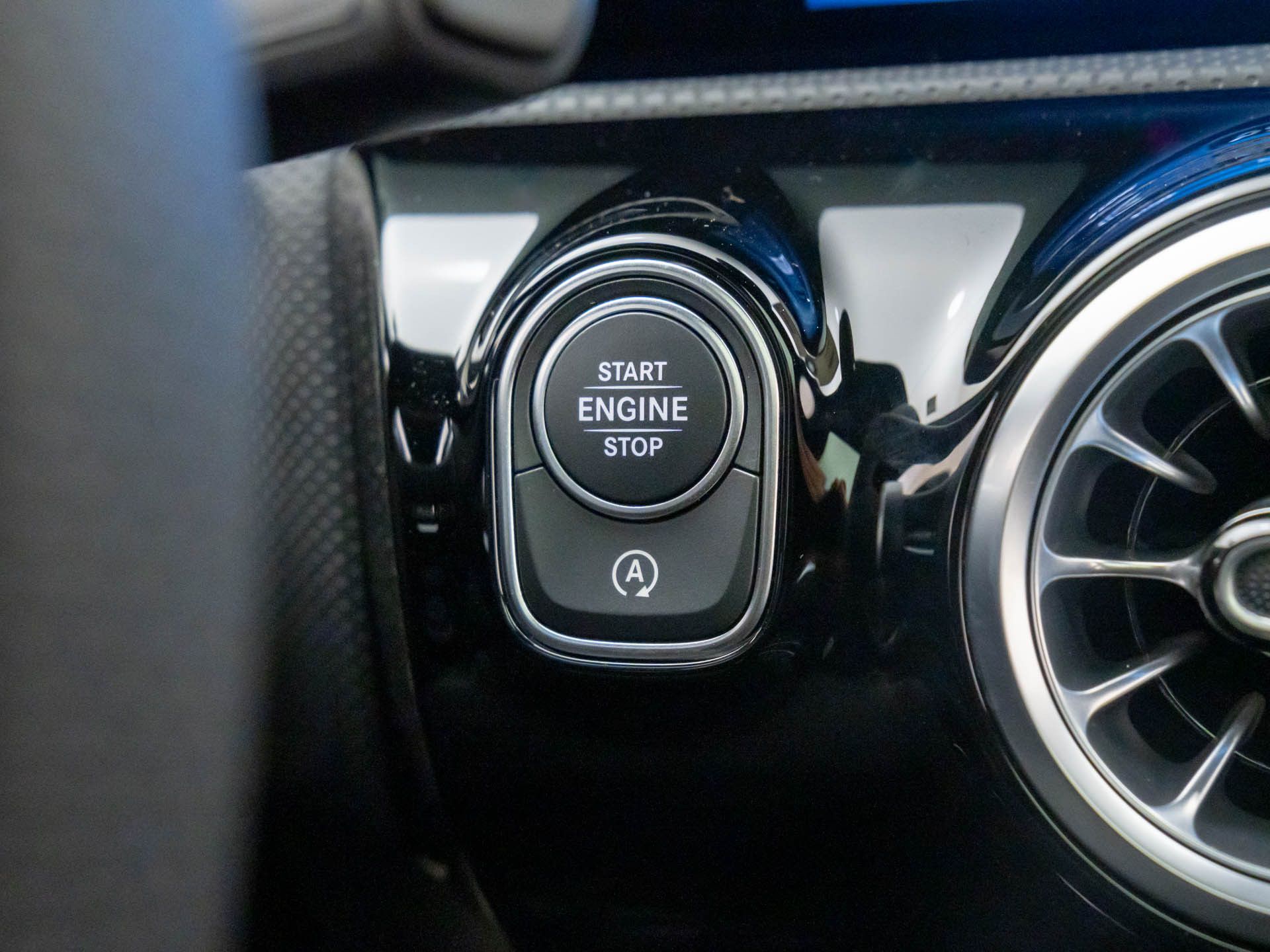 2026 Mercedes Benz CLA 250 4MATIC photo 24