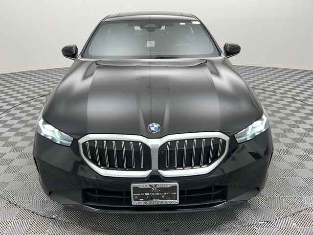 WBA53FJ02RCS33756