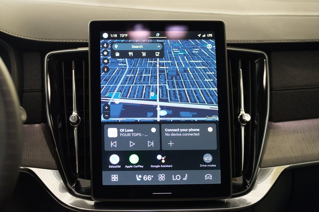 2025 VOLVO XC90 - Image 21