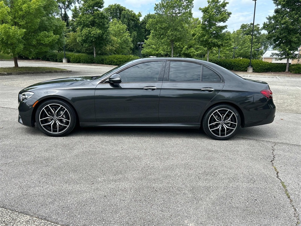 2022 Mercedes Benz E 350 photo 4