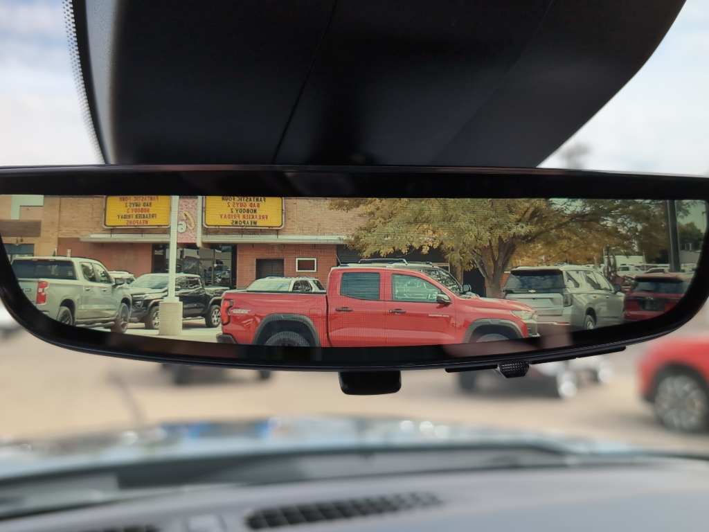 2026 Chevrolet Silverado 1500 High Country photo 17