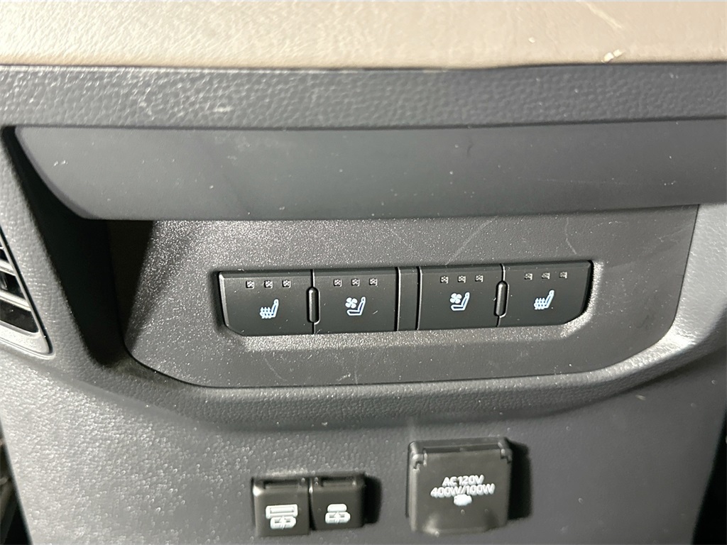 2024 Toyota Tundra 1794 Edition photo 25