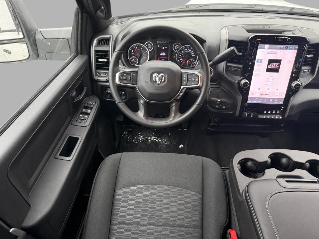 2025 Ram 2500 Tradesman photo 4