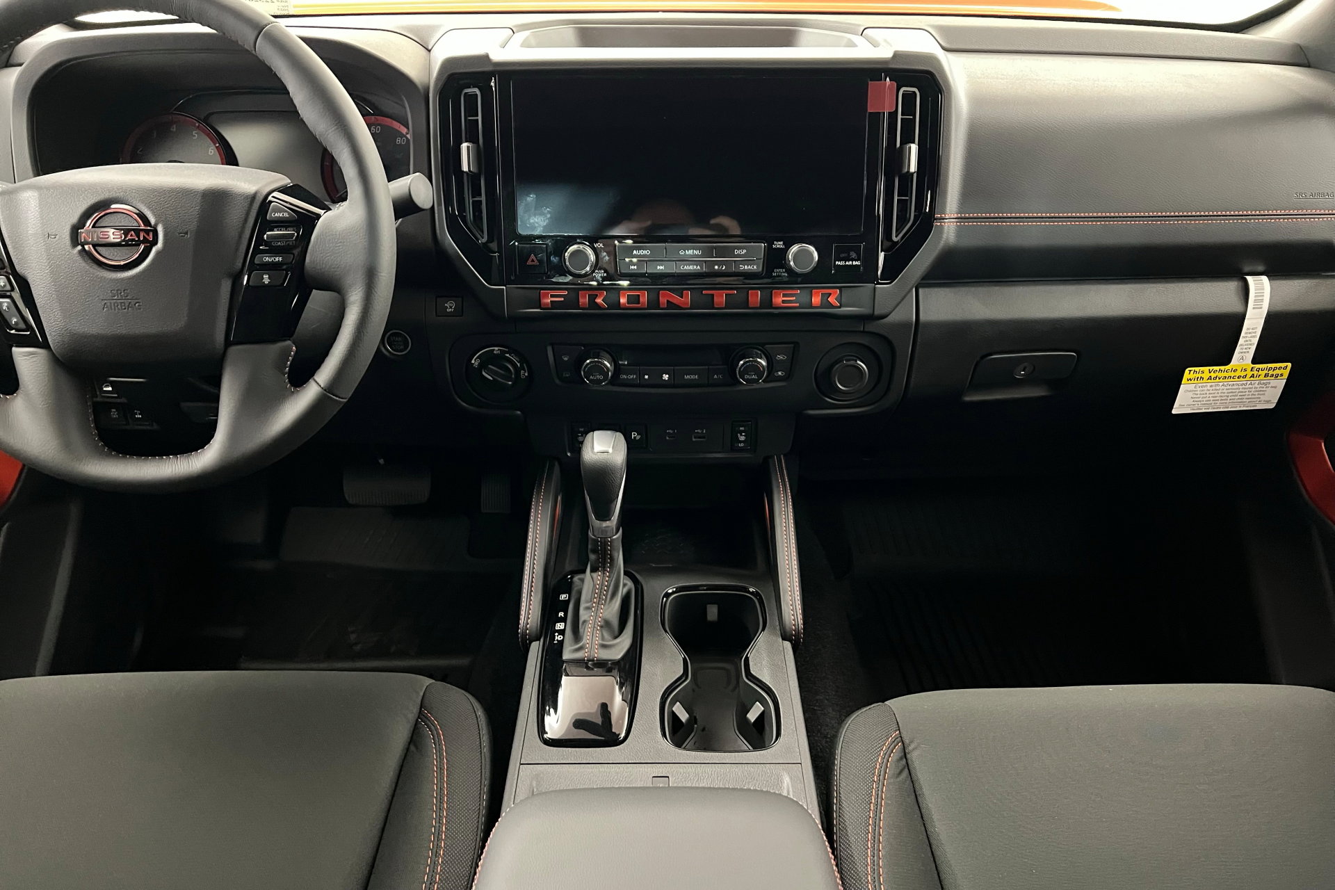 2025 Nissan Frontier PRO-4X photo 13