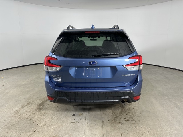 2020 Subaru Forester Premium photo 7