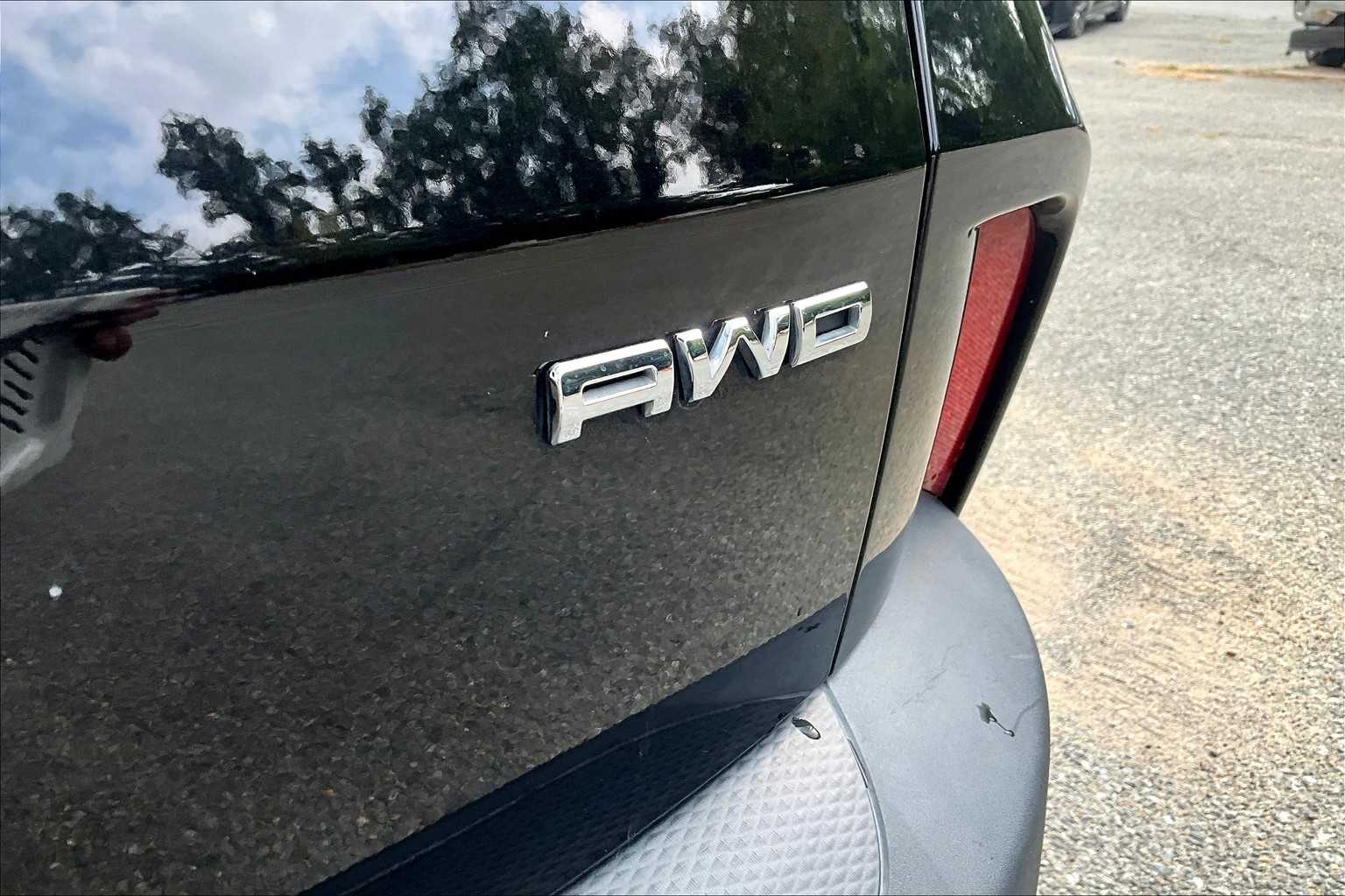 2022 Ford Escape SEL photo 8