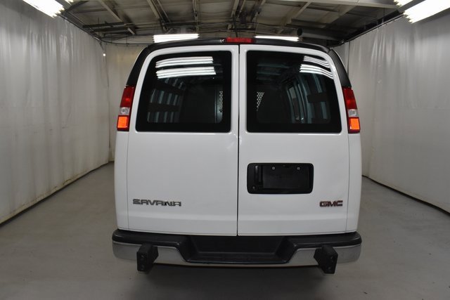 2023 Gmc Savana Cargo 2500 photo 4