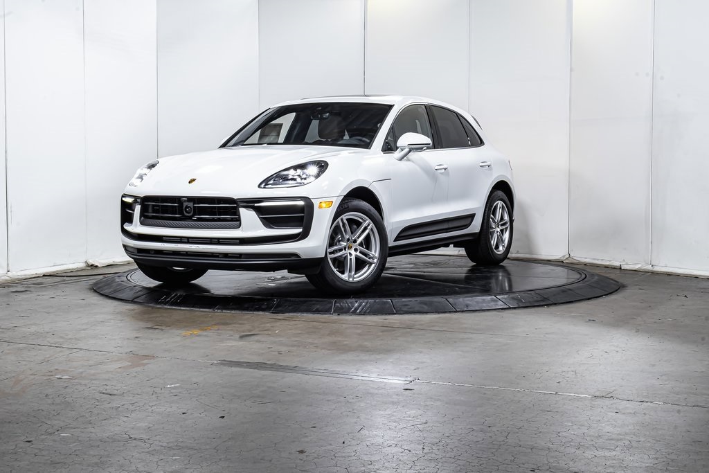 2025 Porsche Macan