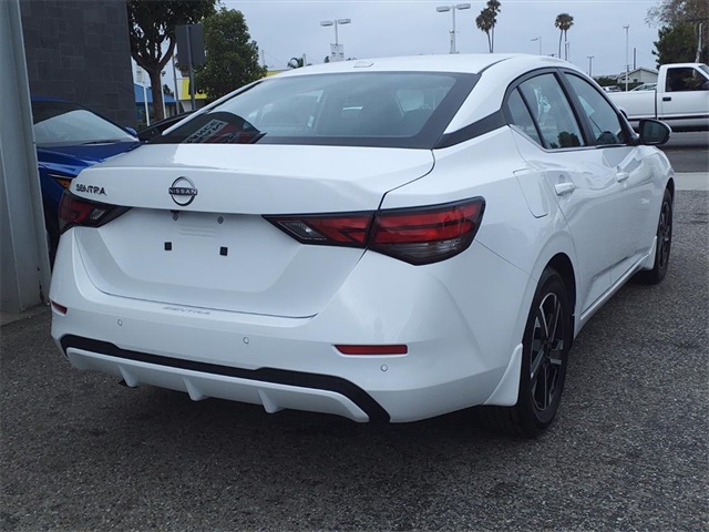 2025 Nissan Sentra SV photo 8