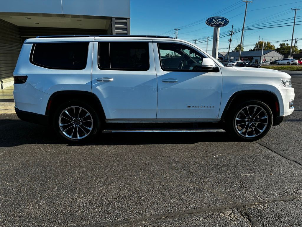 2022 Jeep Wagoneer Series III photo 6