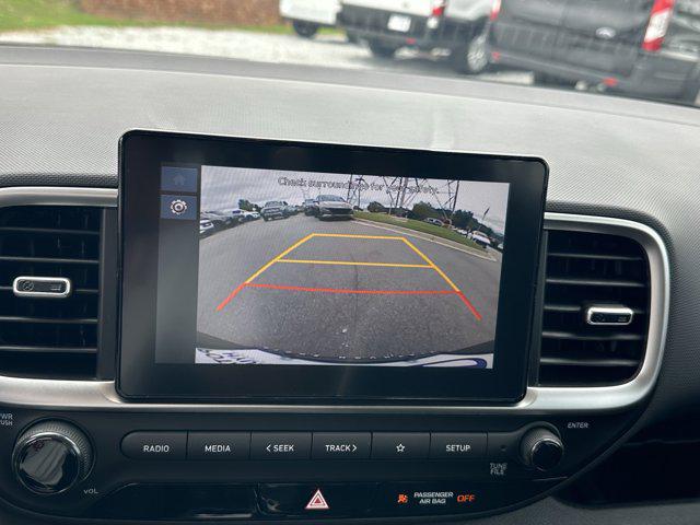 2025 Hyundai Venue SE photo 25