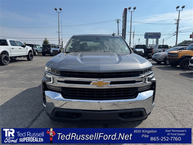 2021 Chevrolet Silverado 1500 LT photo 2