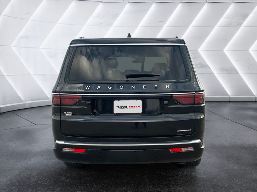 2023 Jeep Wagoneer L Series II photo 5