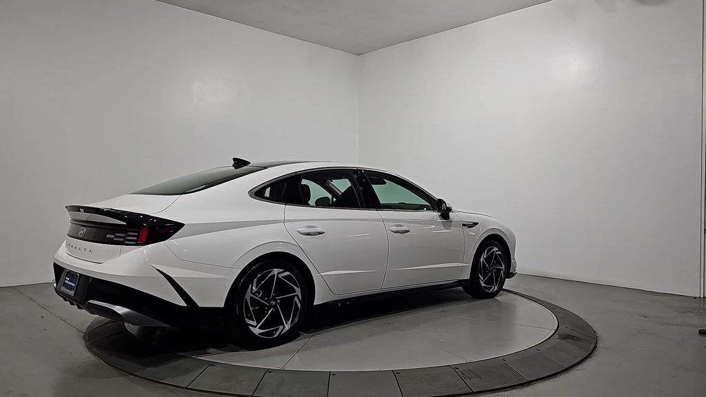 2024 Hyundai Sonata SEL Convenience photo 5