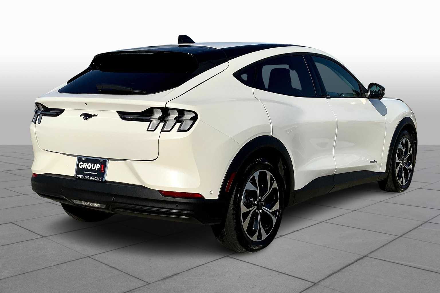 2024 Ford Mustang Mach-E Select photo 11