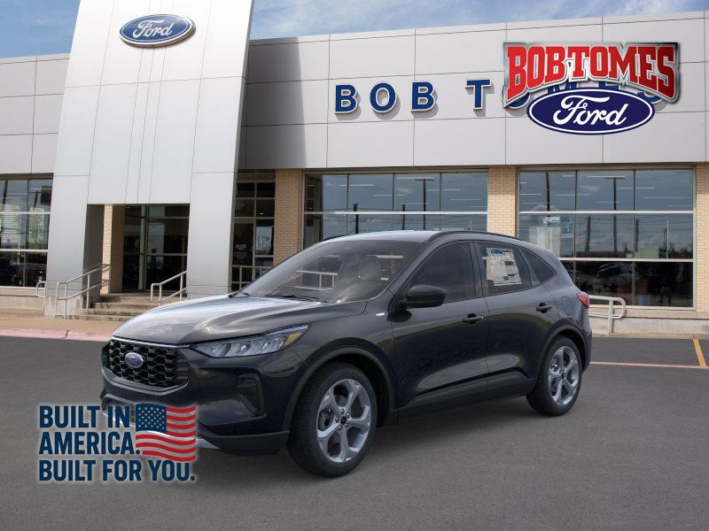 2026 Ford Escape ST-Line's photo