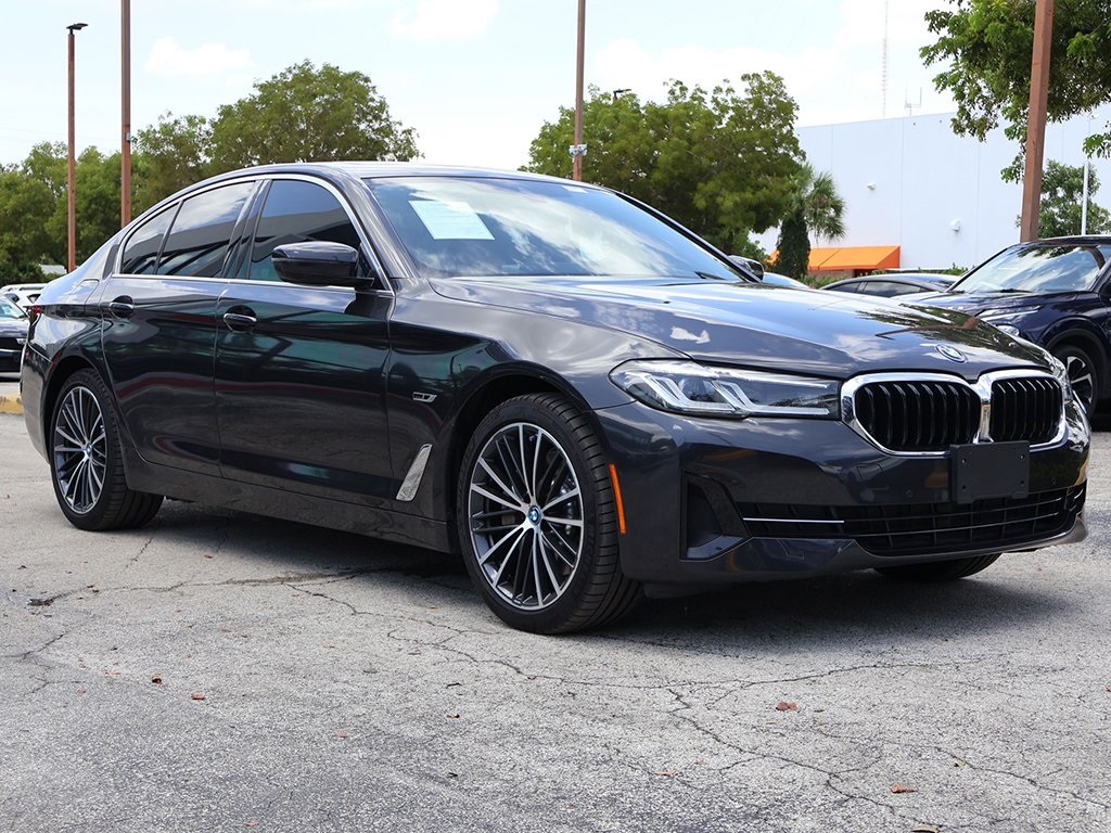 2023 Bmw 530e 5-Series photo 2