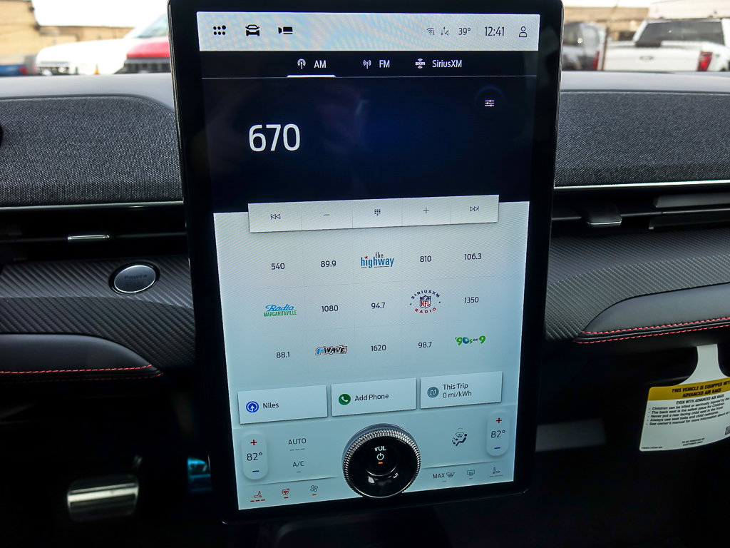 2025 FORD MUSTANG MACH-E - Image 18