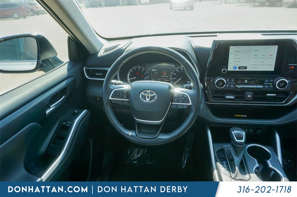 2023 Toyota Highlander XLE photo 5