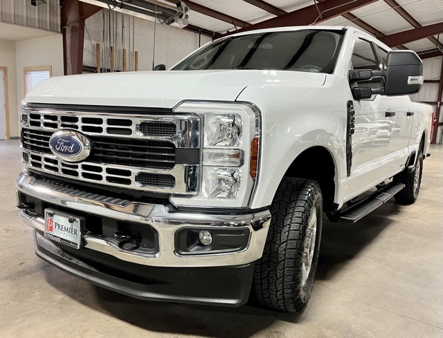 2024 Ford F-250 XLT photo 4