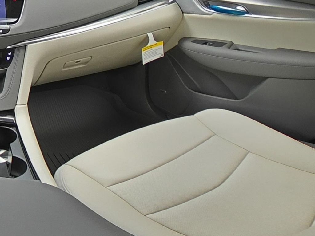 2025 Cadillac XT5 Premium Luxury photo 13