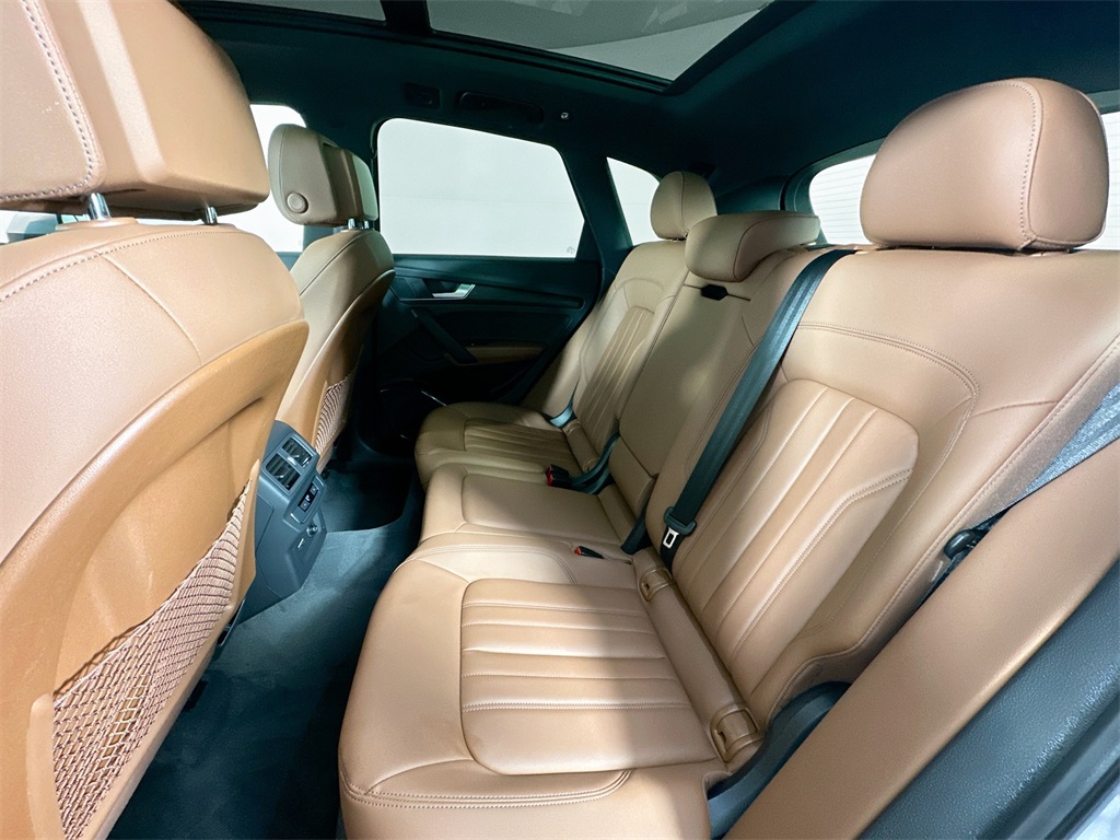 2022 Audi Q5 45 S line Premium photo 23