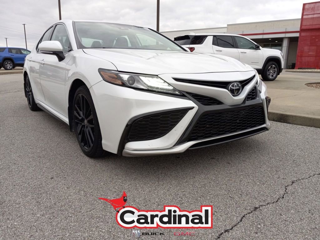 2023 Toyota Camry XSE's photo