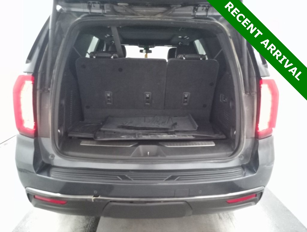 2021 Gmc Yukon AT4 photo 3