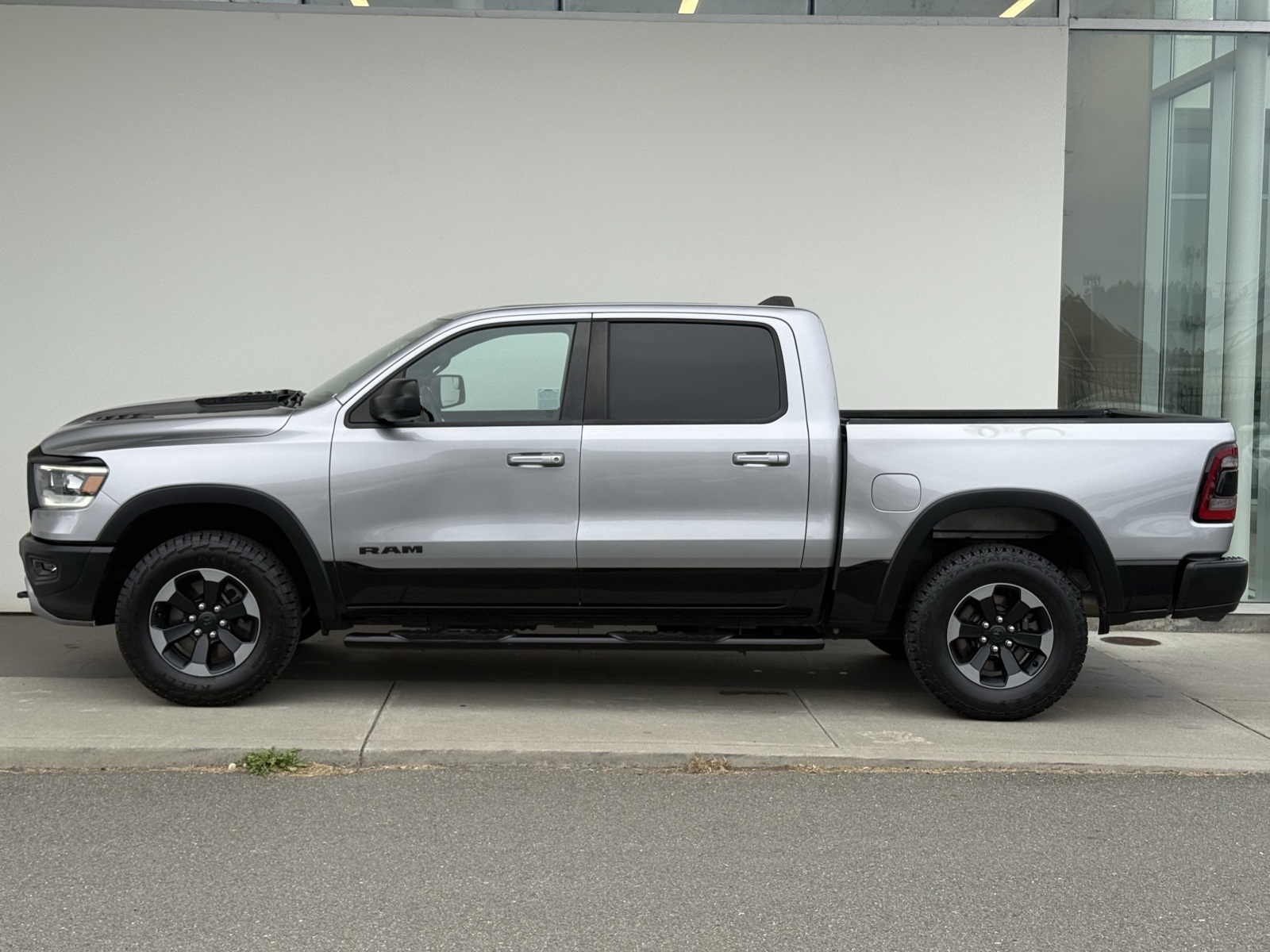 2019 Ram 1500 Rebel photo 4