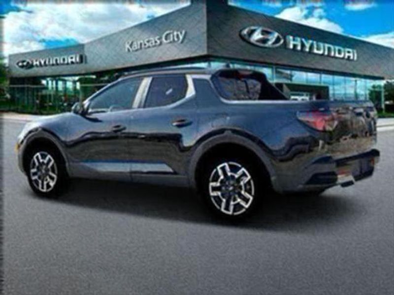 2025 Hyundai Santa Cruz Limited photo 4