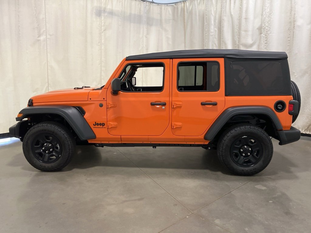2025 Jeep Wrangler Sport photo 11
