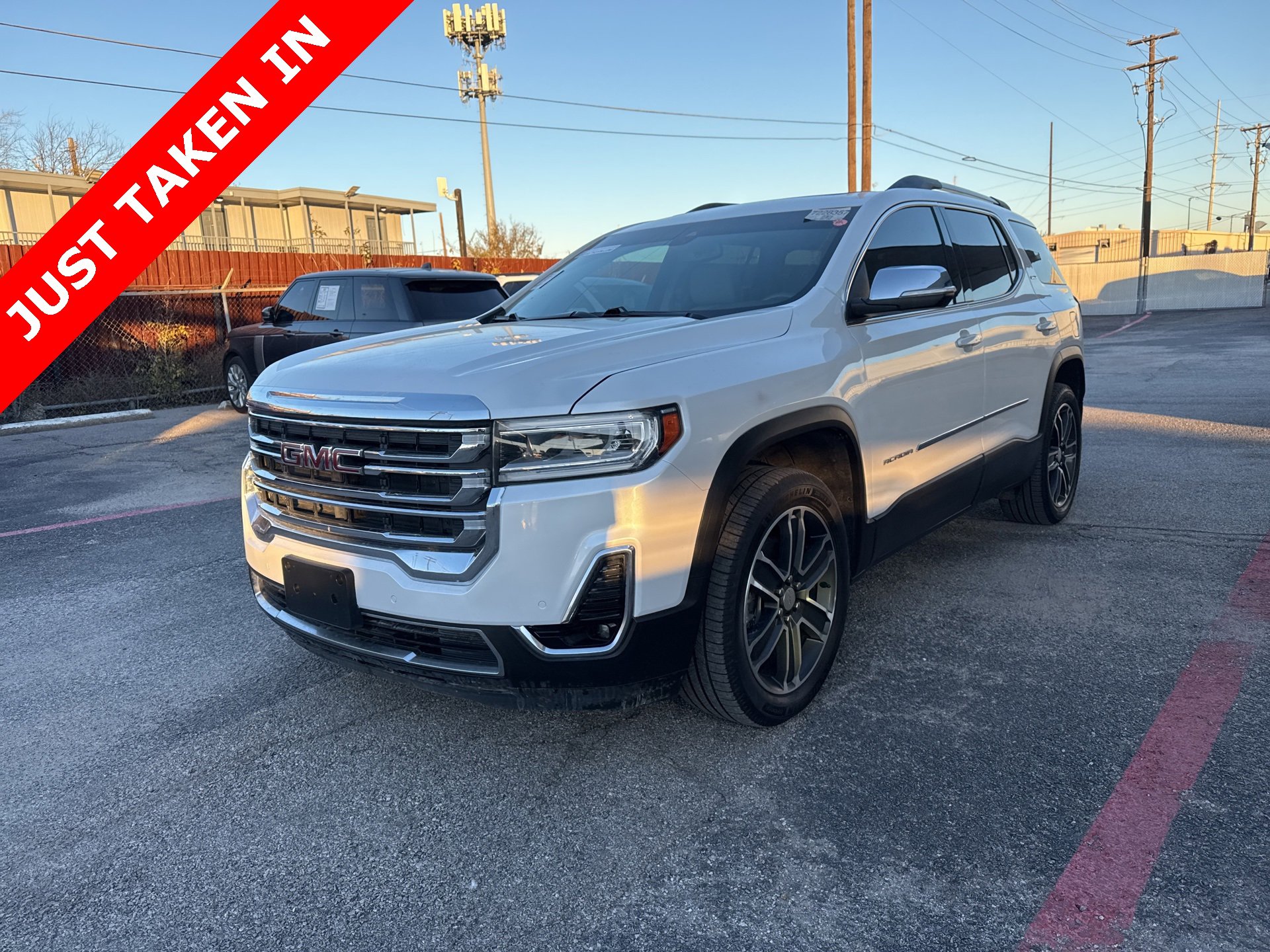 2022 GMC Acadia SLT's photo