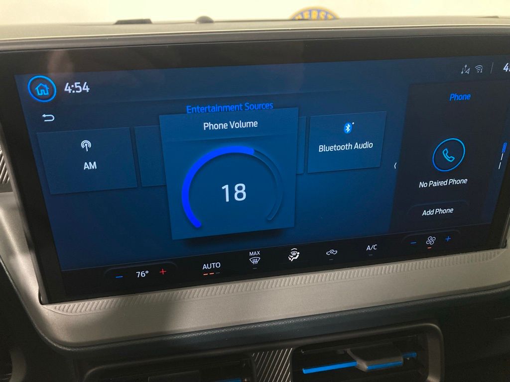 2025 Ford Maverick photo 3