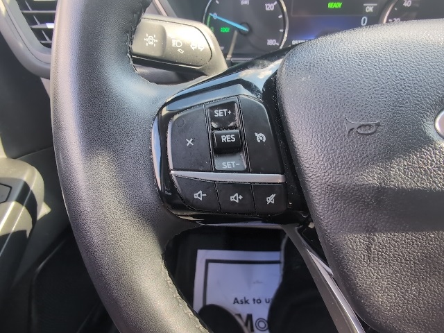 2022 Ford Escape Hybrid SEL photo 17
