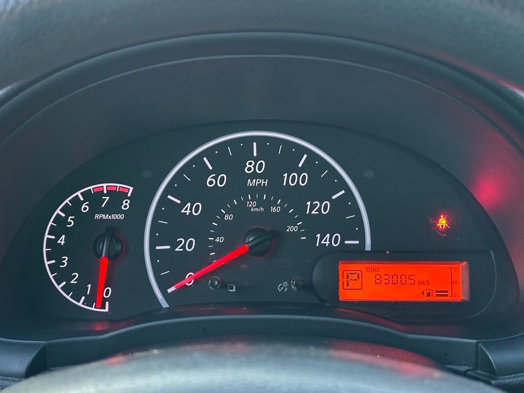 2015 Nissan Versa 1.6 Plus photo 18