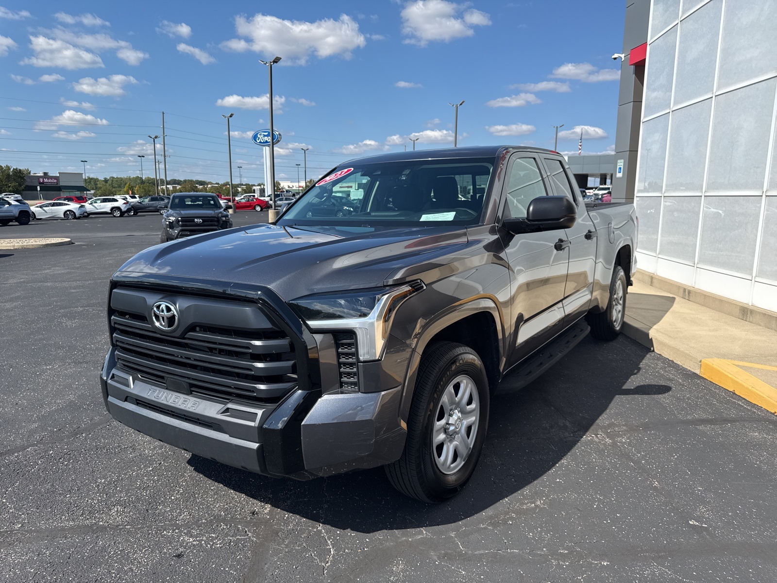 2023 Toyota Tundra SR Double Cab photo 3