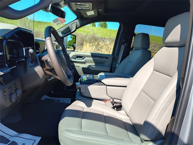2025 Chevrolet Silverado 2500HD LTZ photo 16