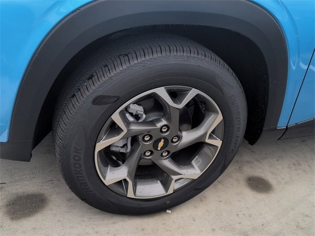 2026 Chevrolet Trax LT photo 4